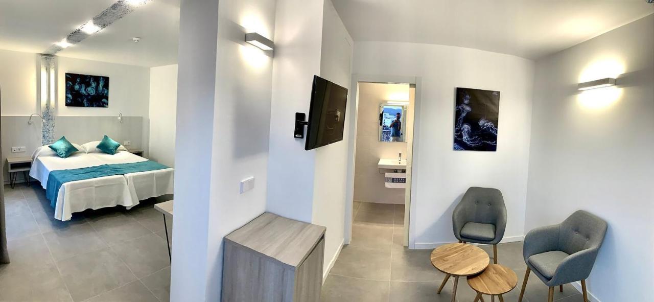 Hotel Brisa - Adults Only Sant Antoni de Portmany Exterior foto