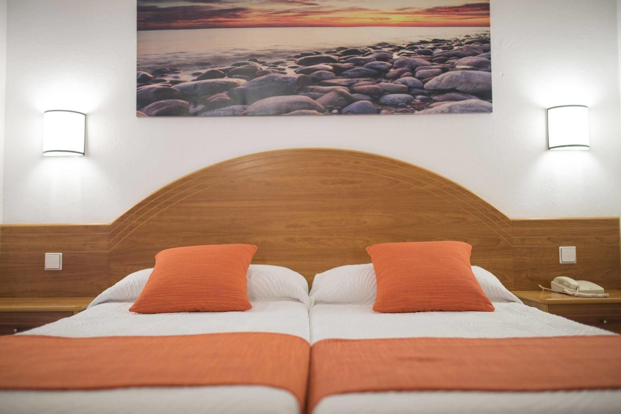 Hotel Brisa - Adults Only Sant Antoni de Portmany Exterior foto