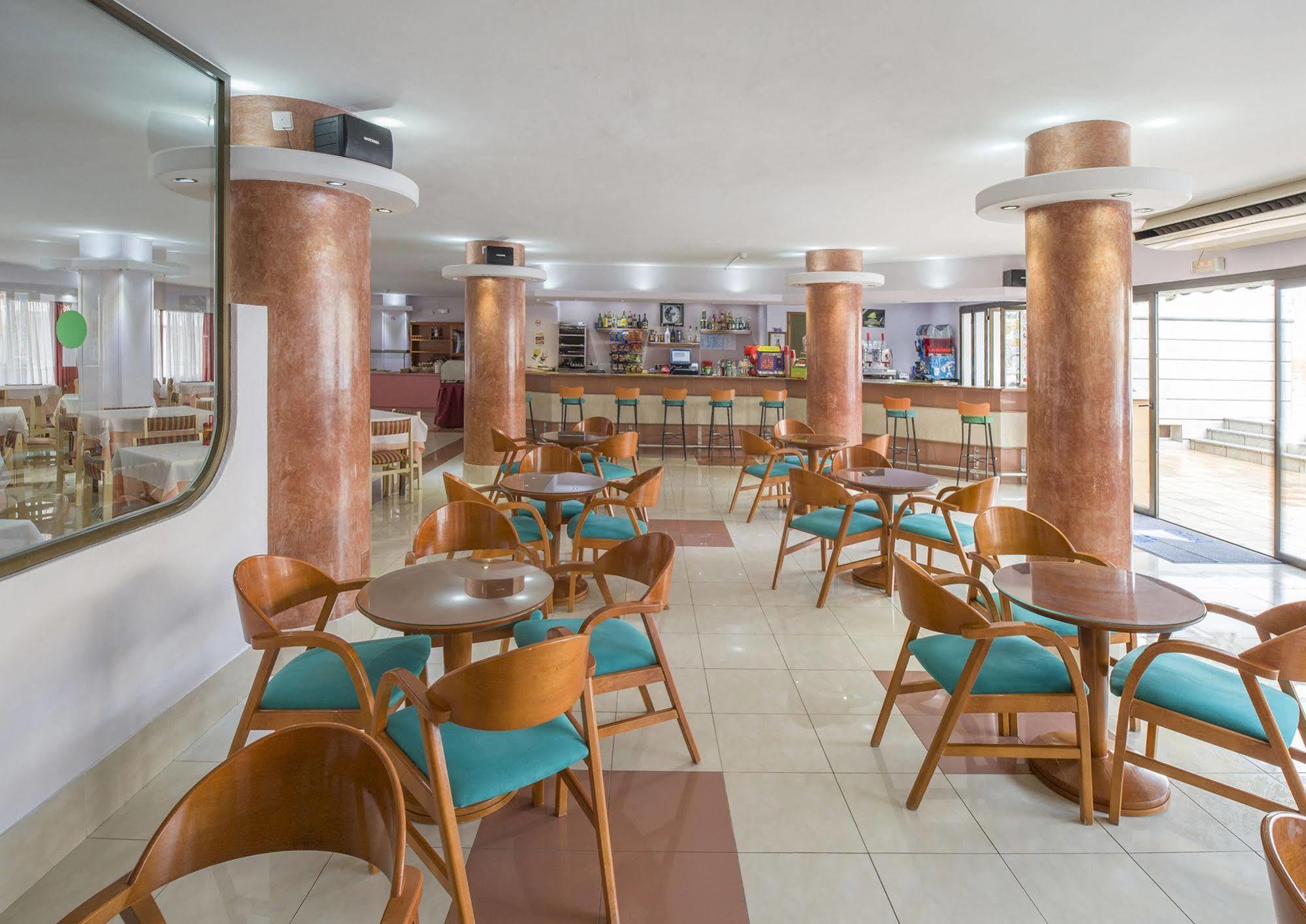 Hotel Brisa - Adults Only Sant Antoni de Portmany Exterior foto