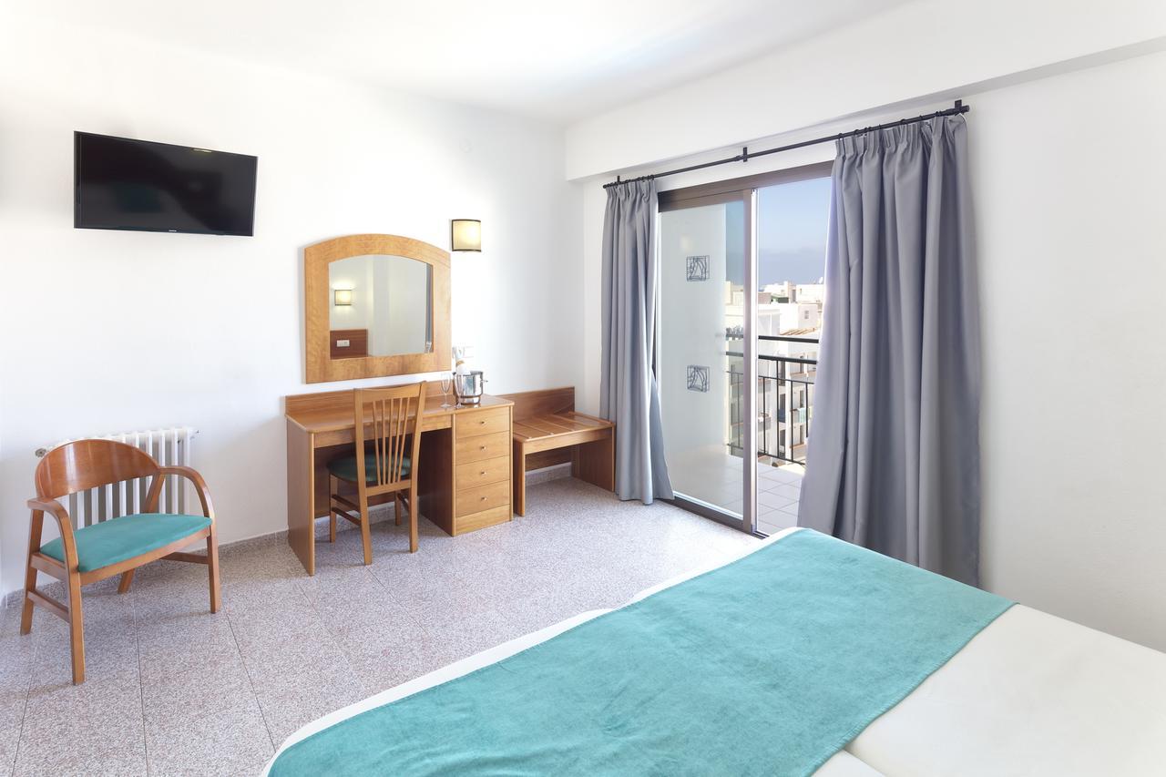 Hotel Brisa - Adults Only Sant Antoni de Portmany Exterior foto